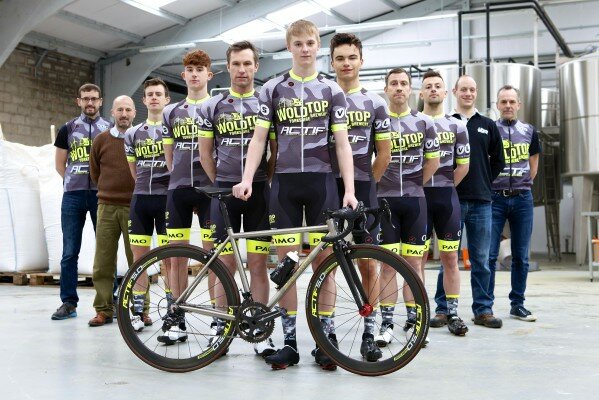 Wold Top Actif Road Racing Team 